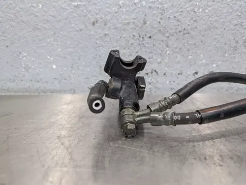 97-07 Yamaha YZF600 RIGHT LEFT FRONT BRAKE CALIPER PAIR CALIPERS MASTER CYLINDER
