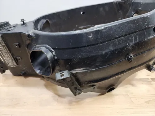 03 04 2003 2004 Suzuki Gsxr 1000 Main Frame Chassis NO TTL BOS Only Race Stunt