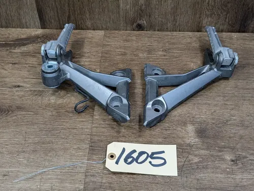 2017 13-17 Kawasaki Ninja 300 EX300 OEM Rear Passenger Foot Pegs Left Right