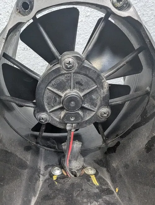 2021 Ducati Panigale V2 955 OEM Lower Radiator Coolant Fan & Mount - 8292A342A