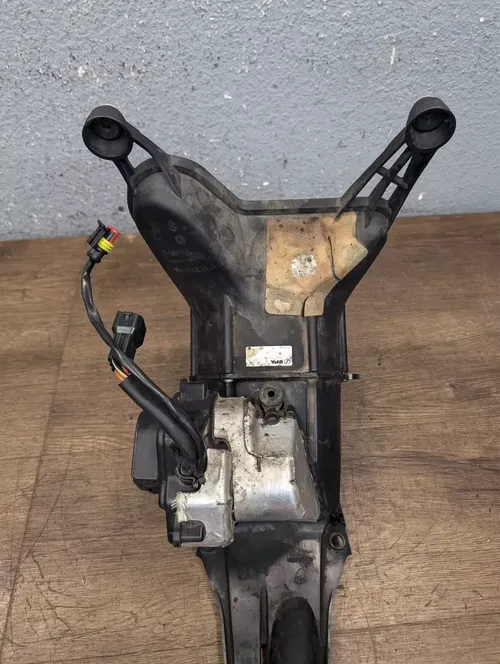 2021 Ducati Panigale V2 955 OEM Lower Radiator Coolant Fan & Mount - 8292A342A