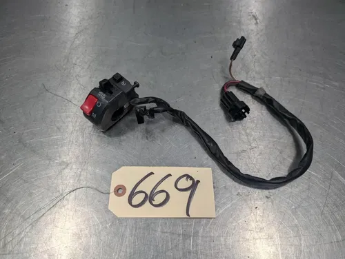 2007-2008 KAWASAKI NINJA ZX6R OEM RIGHT CLIP ON HANDLE KILL OFF START SWITCH