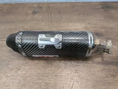 2007 Yamaha YZF R6 Yoshimura Carbon Fiber TRC Slip On Exhaust Mid Y Pipe