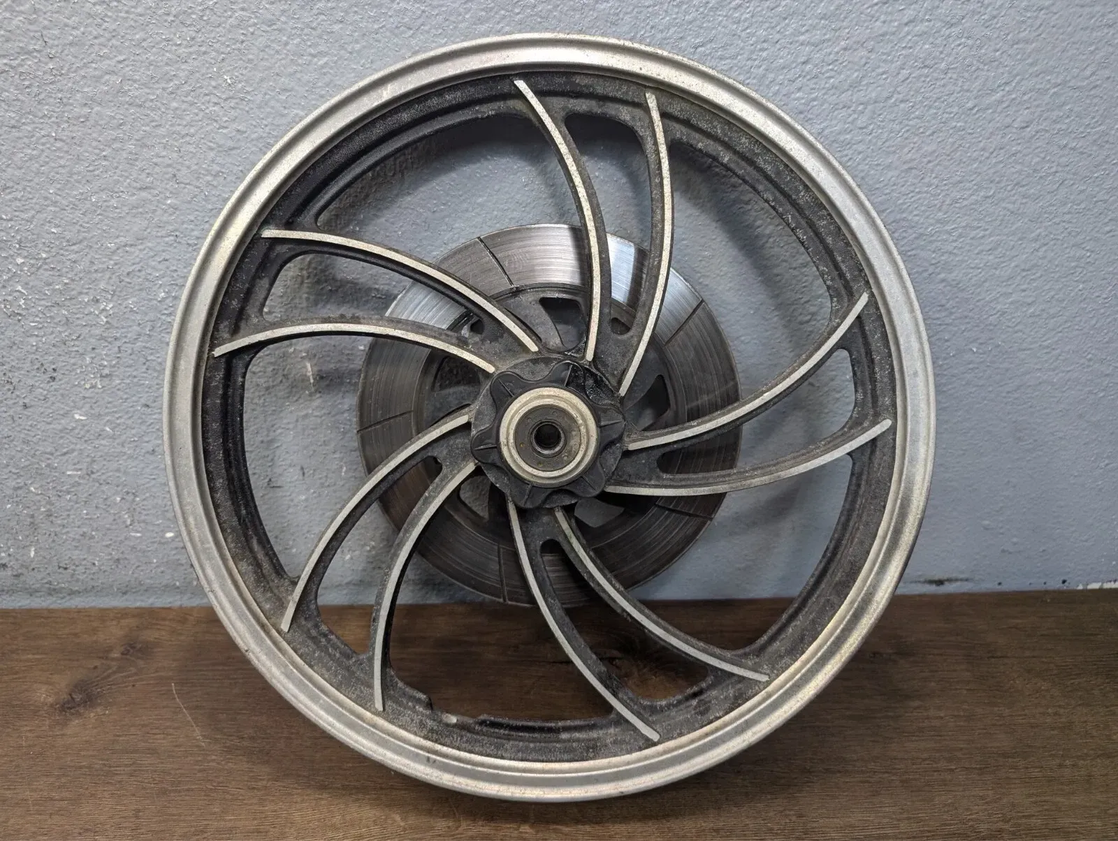 1981-1983 YAMAHA VIRAGO 750 XV750 OEM FRONT WHEEL BRAKE ROTOR - 4H7-25168-29-98