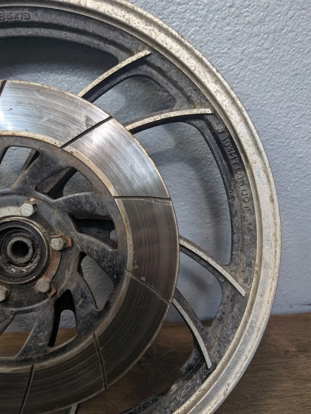 1981-1983 YAMAHA VIRAGO 750 XV750 OEM FRONT WHEEL BRAKE ROTOR - 4H7-25168-29-98