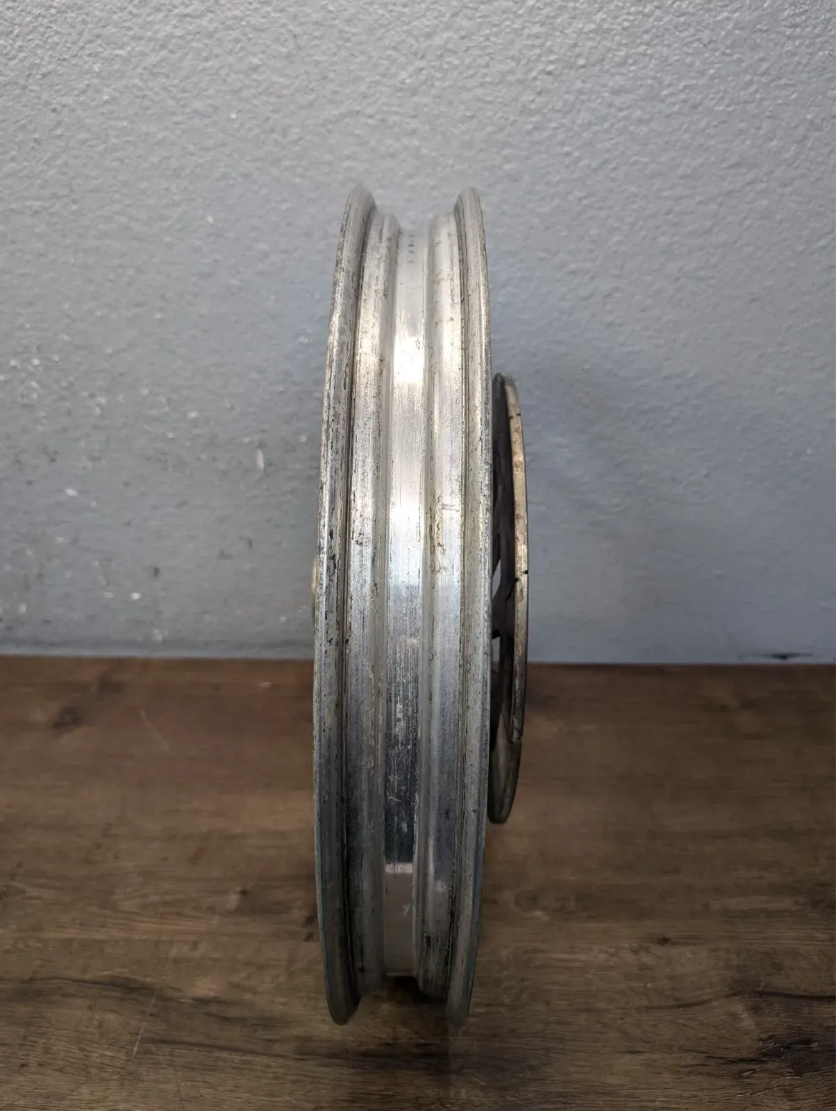 1981-1983 YAMAHA VIRAGO 750 XV750 OEM FRONT WHEEL BRAKE ROTOR - 4H7-25168-29-98