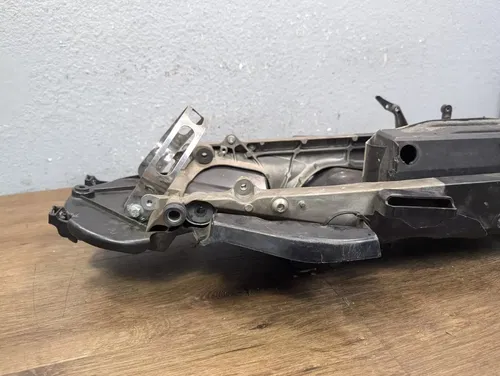 2004-2005 Honda CBR1000RR CBR 1000RR OEM Subframe Sub Frame Rail Tray Undertail