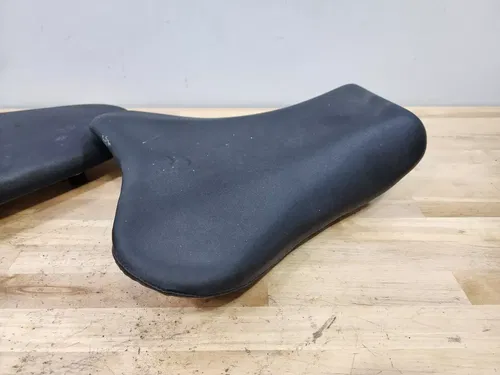 Suzuki GSXR 2005 2006 Seat Set Front & Rear Seats OEM