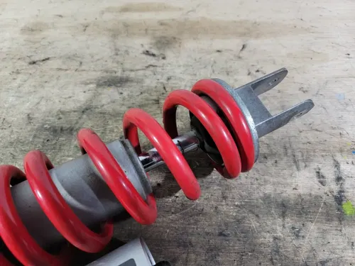 2008 08 2009 09 BUELL 1125 1125R REAR SHOCK SPRING ABSORBER BACK 13,000 MILES
