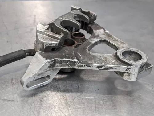 2001-2002 Yamaha R6 YZFR6 OEM Rear Brake Master Cylinder Caliper Bracket Line