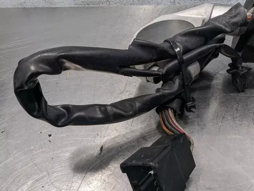 2007-2008 Kawasaki Ninja ZX6R OEM CLIP ON HANDLE BAR CONTROLS HORN TURN SWITCH