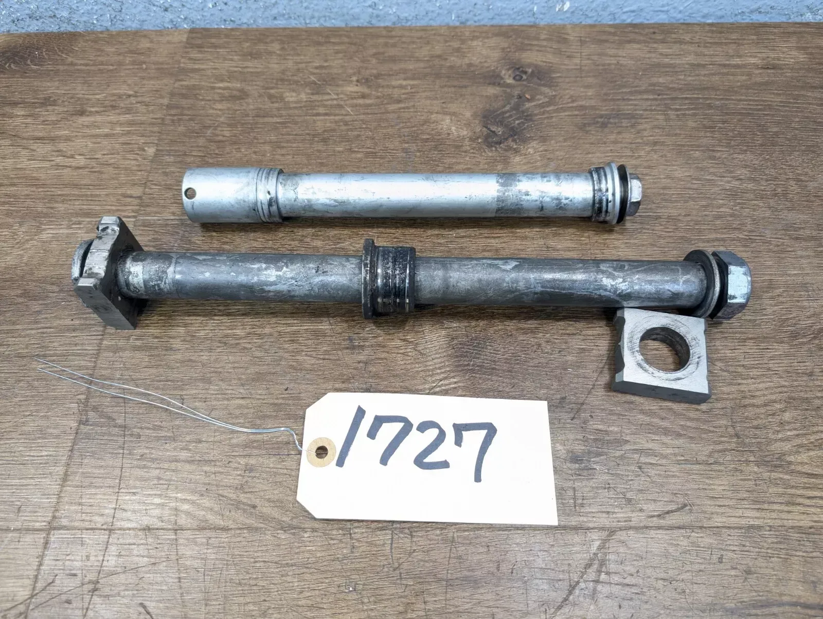 2004-2007 HONDA CBR 1000RR OEM STRAIGHT FRONT AND REAR AXLE WHEEL RIM PIVOT BOLT