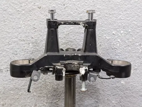 2012-2015 HONDA NC700X OEM STEERING STEM UPPER LOWER TRIPLE TREE HOLDER CLAMP