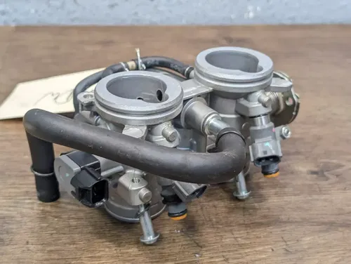 2018-2022 Kawasaki Ninja 400 EX400 OEM Throttle Bodies Body Injectors 16163-0927