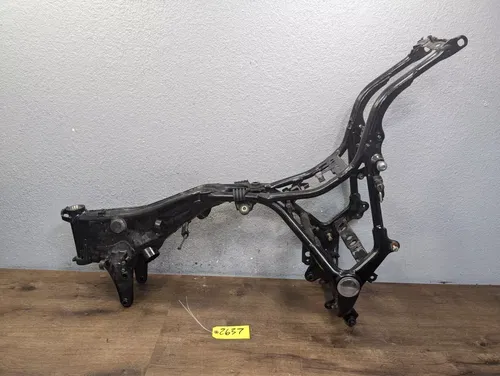 1984 – 1997 Yamaha Virago XV700 XV750 OEM Main Frame Chassis - 3CF-21110-00-33