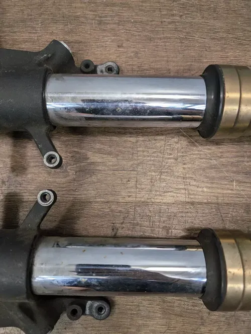 04-05 Suzuki GSX-R600 GSXR 600 OEM Front Fork Assembly Pair Set - 51103-29G00