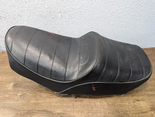 01-05 Suzuki GSF 1200S Bandit OEM Driver Passenger Seat Saddle - 45100-31F11-BH4