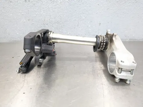 2011-2015 Kawasaki ZX10R ZX1000 ZX1000D ZX10 OEM Triple Tree Steer Steering Stem