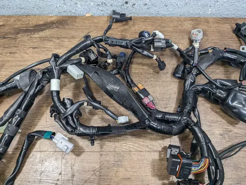 2015-2023 YAMAHA YZF R1 OEM MAIN ENGINE WIRING HARNESS - 2CR-82590-10-00