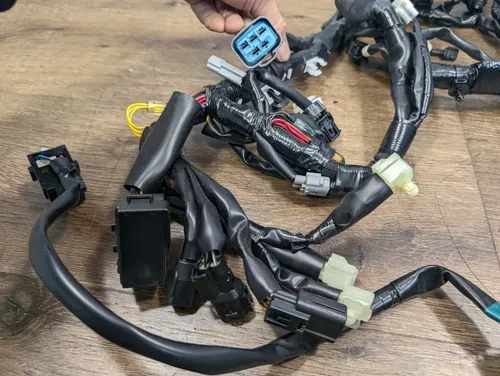2015-2023 YAMAHA YZF R1 OEM MAIN ENGINE WIRING HARNESS - 2CR-82590-10-00