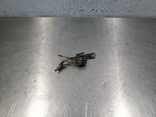 1994 Kawasaki KZ1000P Genuine OEM Hazard Voltage Regulator - 21066-024