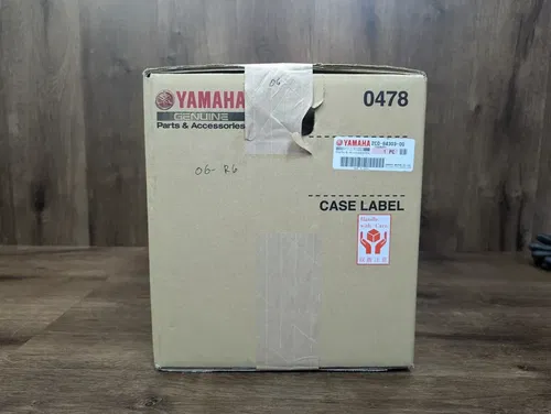 06-07 YAMAHA YZF R6 R6R OEM FRONT HEADLIGHT HEAD LIGHT LAMP 2C0-84301-00-00 *NEW