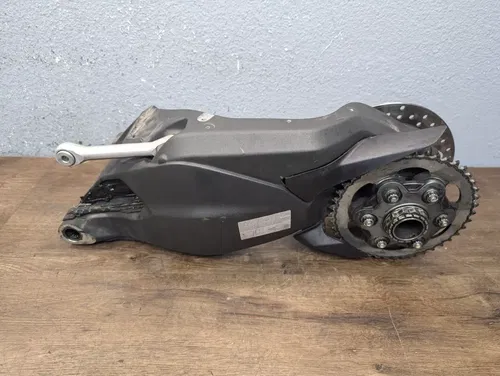 2021 DUCATI PANIGALE V2 955 OEM SWINGARM SWING ARM SUSPENSION - 37021108BA