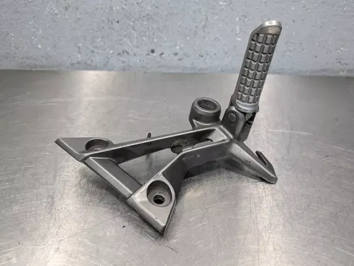 13-17 Kawasaki Ninja 300 RIGHT REAR PASSENGER FOOT PEG REST W BRACKET 35063-1272
