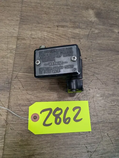 2006 KAWASAKI NINJA EX250 OEM FRONT BRAKE MASTER CYLINDER RESERVOIR TANK