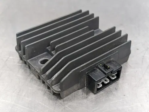 03-04 06-09 Yamaha YZF R6 OEM Rectifier Voltage Regulator - 4XY-81960-00-00