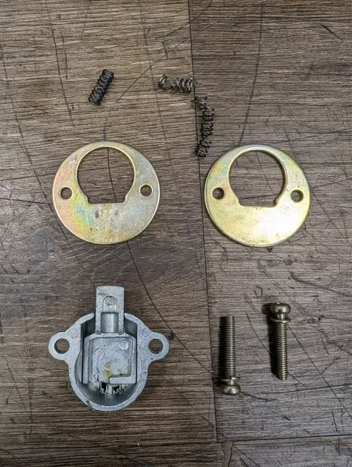 2008-2012 KAWASAKI NINJA EX250 UPPER TRIPLE TREE CLAMP IGNITION KEY LOCK GAS SET