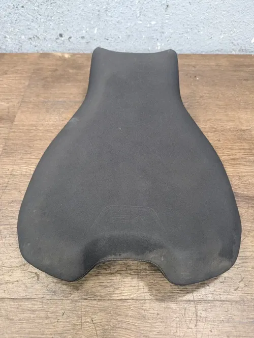 20-23 Ducati Panigale V2 955 OEM Front Drivers Seat Pad Saddle Pillion