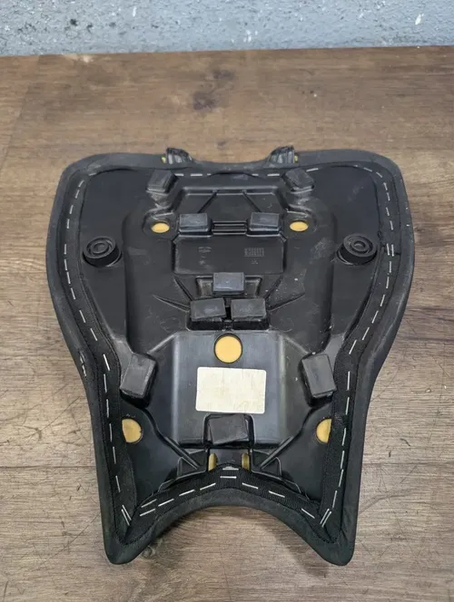 20-23 Ducati Panigale V2 955 OEM Front Drivers Seat Pad Saddle Pillion