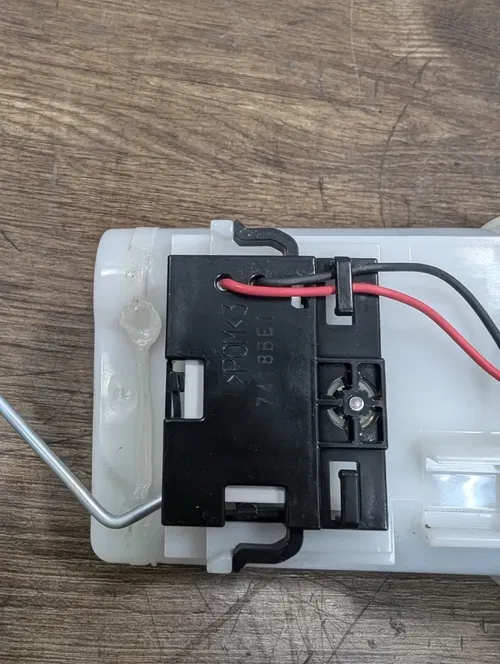 17-23 Yamaha FZ10 MT10 OEM FUEL PUMP GAS PETROL SENDER UNIT - B67-13907-10-00