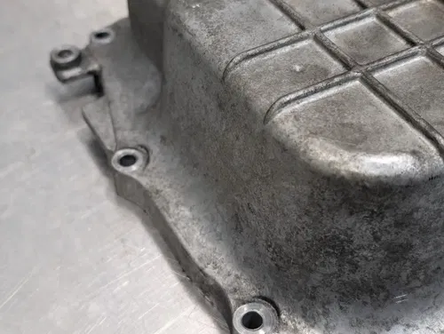 1999-2000 HONDA CBR600F4 OEM ENGINE MOTOR BOTTOM OIL PAN COVER - 11211-MBW-J20
