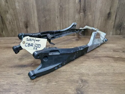 2004- 2005 HONDA CBR 1000RR OEM STRAIGHT REAR SUBFRAME BACK SUB FRAME