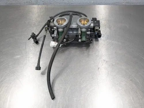 2012-2016 Kawasaki Ninja 650 OEM Throttle Bodies Body Assembly - 16163-0714