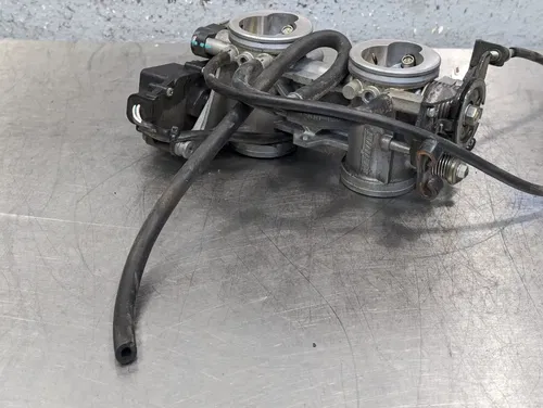 2012-2016 Kawasaki Ninja 650 OEM Throttle Bodies Body Assembly - 16163-0714