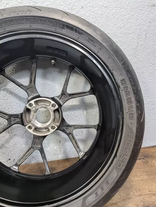 2021 DUCATI PANIGALE V2 955 OEM REAR WHEEL RIM BLACK TIRE - 50212181AA