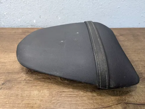 12-16 KAWASAKI NINJA EX650 OEM REAR PASSENGER SEAT SADDLE PILLION 53066-0363-12Y