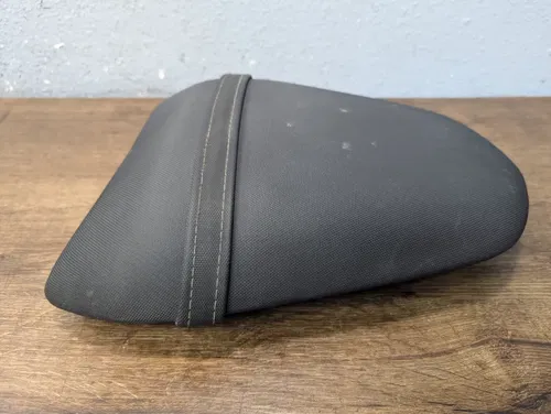 12-16 KAWASAKI NINJA EX650 OEM REAR PASSENGER SEAT SADDLE PILLION 53066-0363-12Y