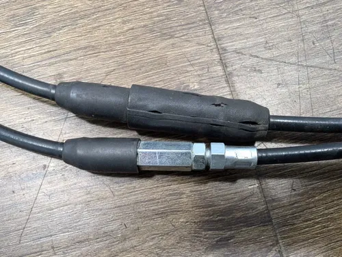 2006 SUZUKI SV650 OEM THROTTLE CABLES LINES HOUSING - 58300-16G11