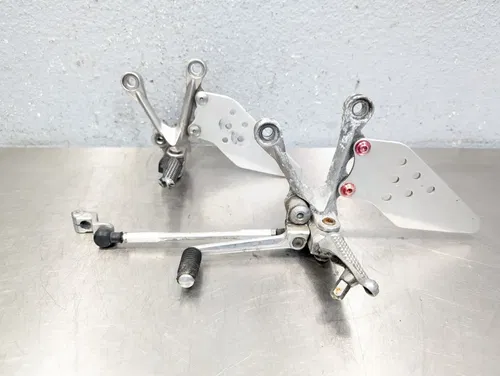 05-06 KAWASAKI NINJA ZX6R OEM LEFT RIGHT REARSET REAR SET FOOT PEG WITH SHIFTER