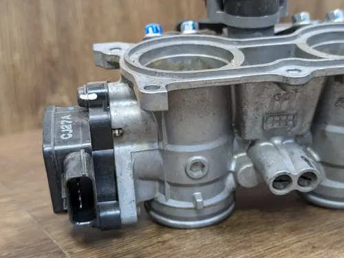 2013-2015 Honda CBR500R Throttle Body Fuel Injector TPS Assembly - 16400-MGZ-A02