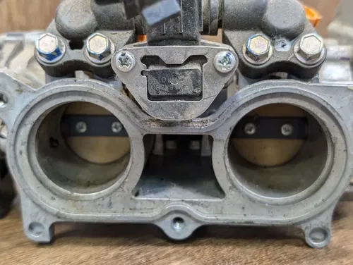 2013-2015 Honda CBR500R Throttle Body Fuel Injector TPS Assembly - 16400-MGZ-A02