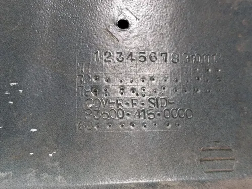 1978-1979 HONDA CX500 OEM RIGHT SIDE COVER - 83500-415-000ZD