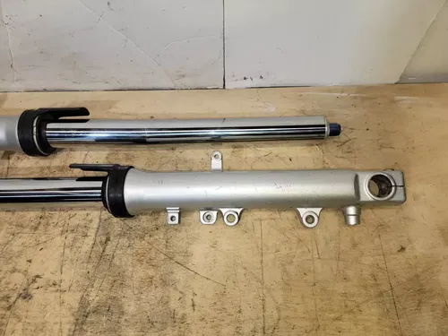 99-02 YAMAHA YZF R6 YZFR6 OEM RIGHT LEFT FRONT SUSPENSION FORKS SMALL BEND