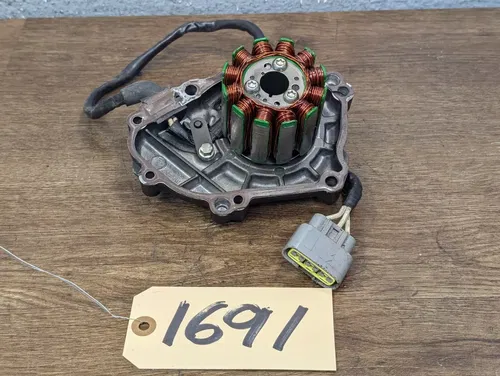 2004-2006 Yamaha YZF R1 OEM Engine Stator Generator Alternator Magneto
