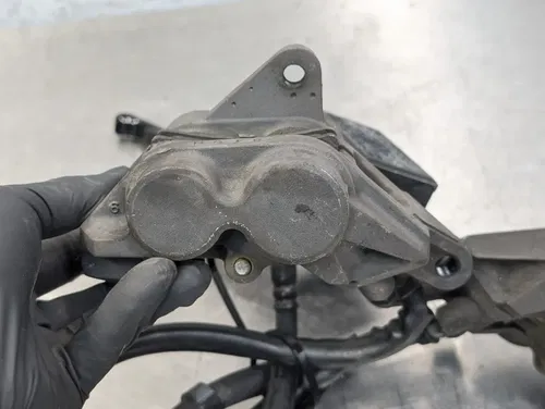 2004-2009 YAMAHA FZ6R OEM FRONT BRAKE SYSTEM MASTER CYLINDER SET PAIR CALIPERS