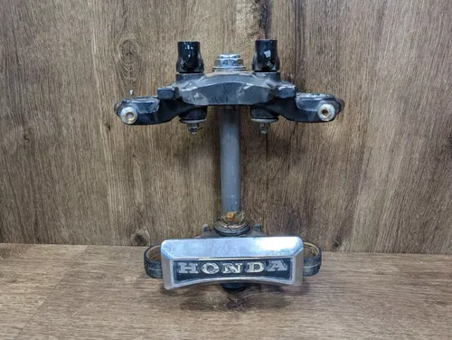 1979-1980 HONDA CM400 OEM FRONT FORK CLAMP LOWER UPPER SET TRIPLE TREE STEM